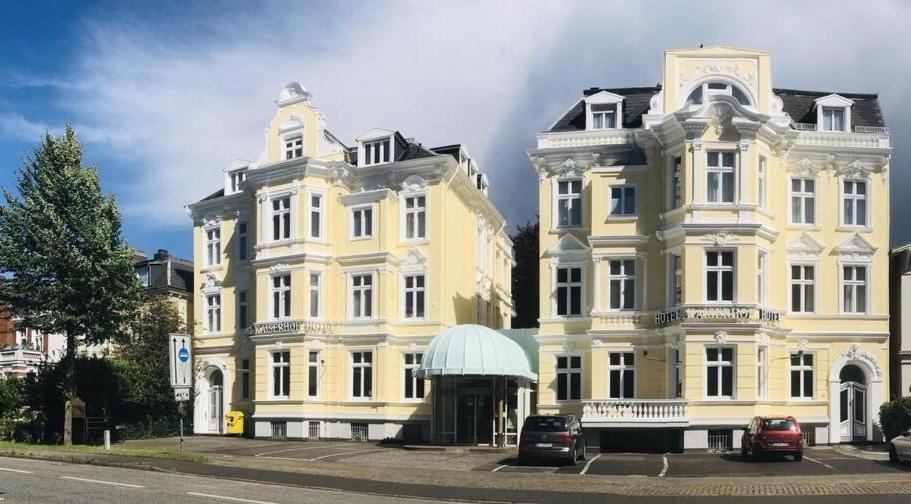 Hotel Kaiserhof Deluxe Lubeck Bagian luar foto