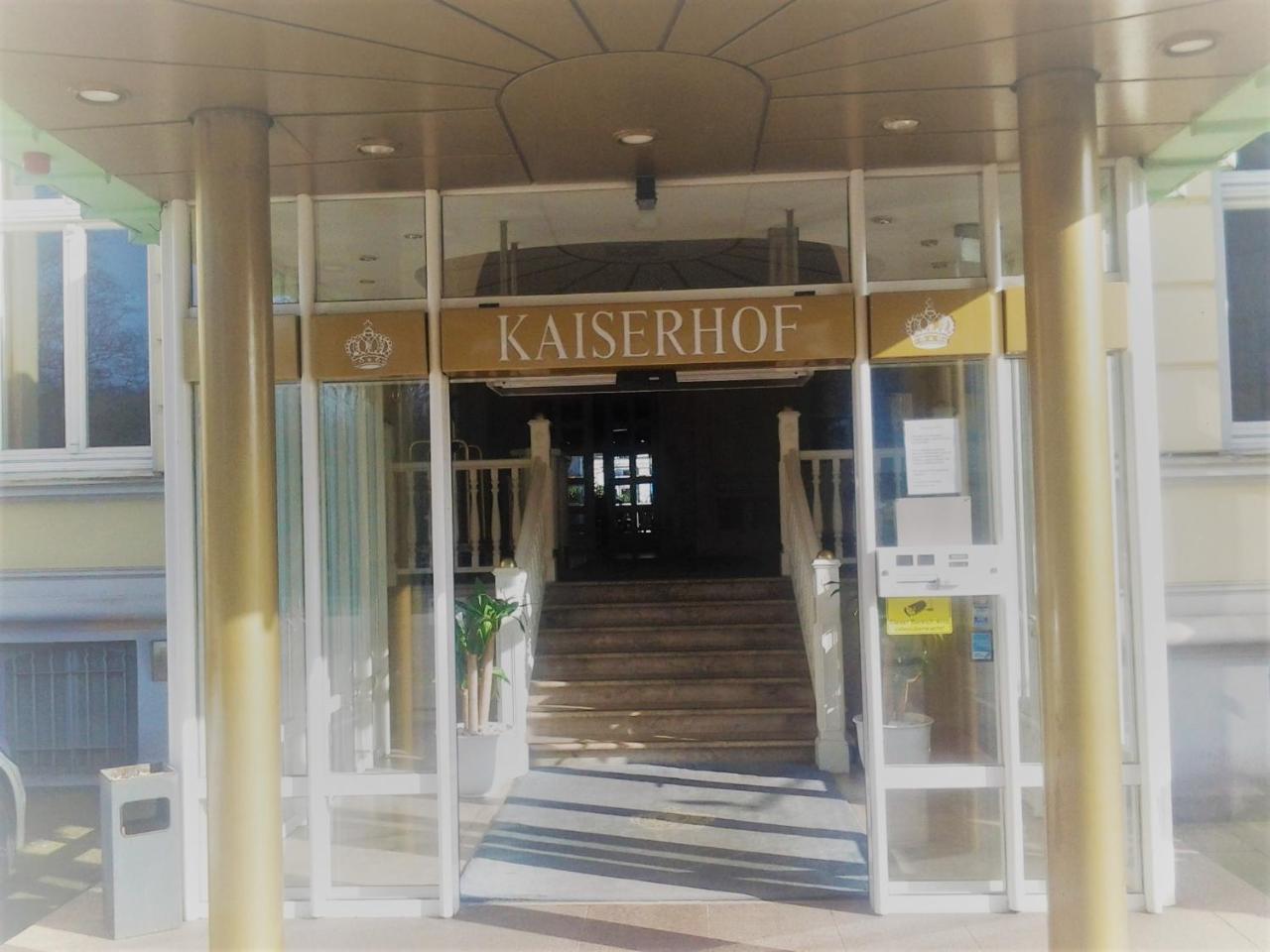 Hotel Kaiserhof Deluxe Lubeck Bagian luar foto